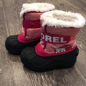 Girls Sorel snow boots